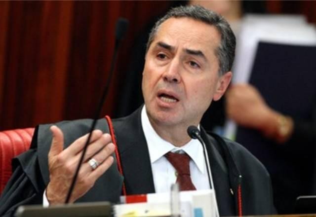 Imagem da noticia Ministro Barroso está internado na UTI para cirurgia de emergência