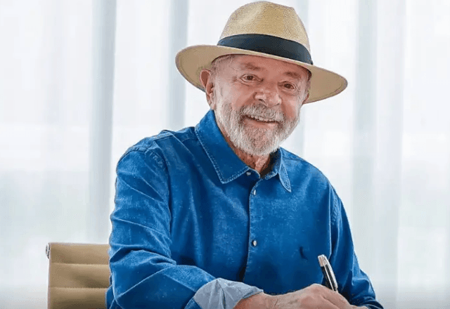 Imagem da noticia Lula mantém concessão do BPC para pessoas com deficiência leve