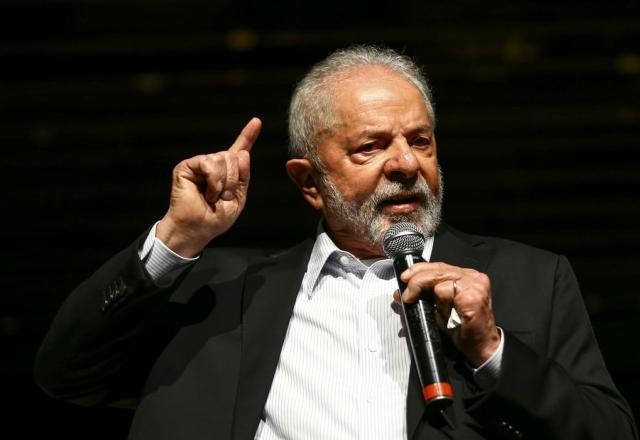 Lula tem reunião com economistas da equipe de transição, em Brasília