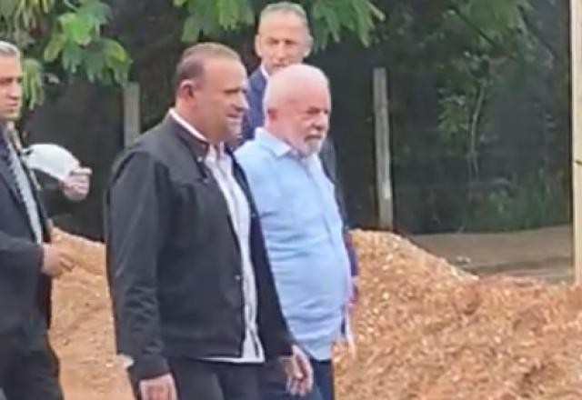 Imagem da noticia Lula chega a Araraquara, em São Paulo, recepcionado por apoiadores