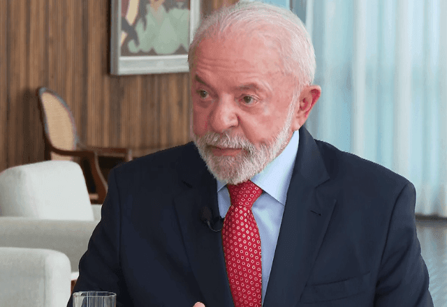 Imagem da noticia "Se vier para mim, pode ter certeza que vou vetar", diz Lula sobre projeto de anistia