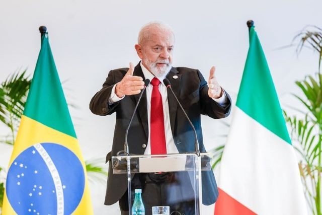 Imagem da noticia Lula defende Haddad após Cúpula do G7: “Nunca estará enfraquecido enquanto eu for presidente”