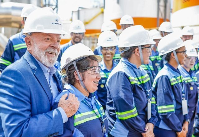 Imagem da noticia "Não são cidadãs de segunda categoria”, diz Lula ao comentar ação no STF contra igualdade salarial