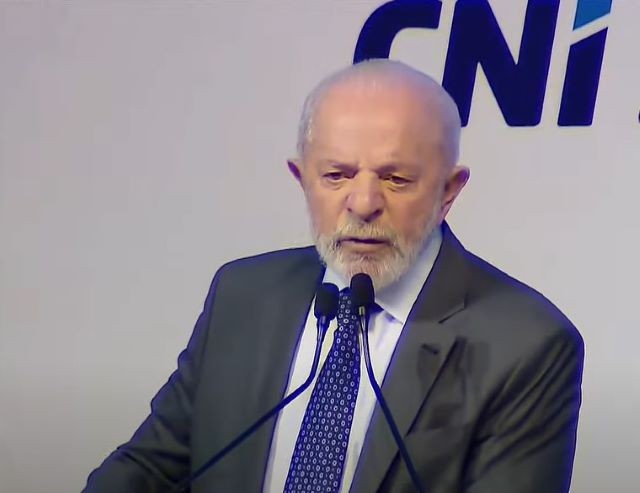 Imagem da noticia Lula diz que agro deve crescer para "causar raiva" em francês que chamou carne brasileira de "lixo"