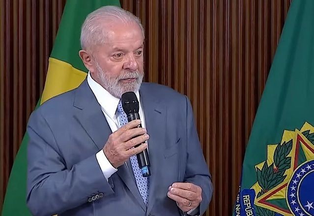 Imagem da noticia Religião é "manipulada" de forma "vil e baixa" na política, diz Lula em reunião ministerial