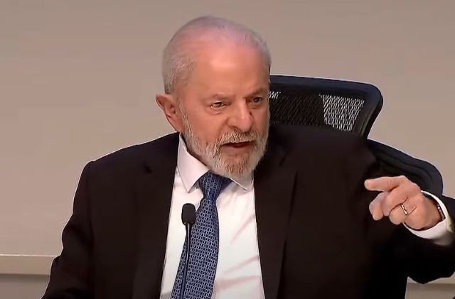 Imagem da noticia Lula diz que mundo vive "a era do fim do argumento": "Hoje o que vale são xingamentos"