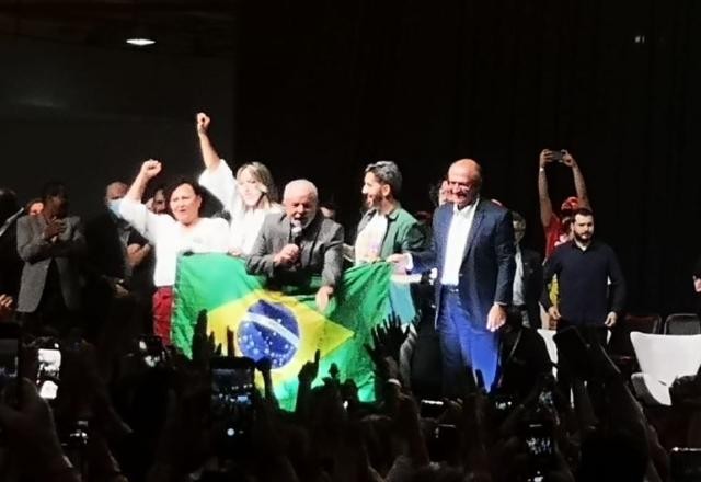 Imagem da noticia Lula: "Não teve violência em nenhuma das campanhas que participei"