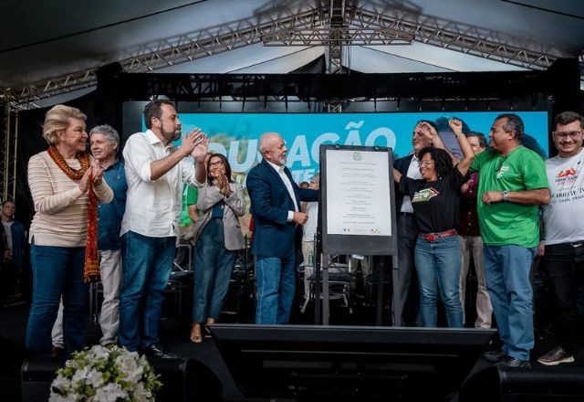 Imagem da noticia Lula: "Não posso falar o nome do Boulos, porque já fui multado uma vez"