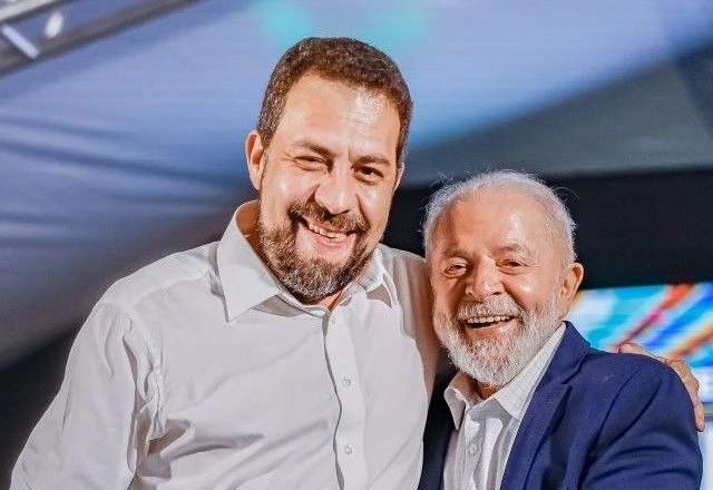 Imagem da noticia Boulos assume ministério com missão de discutir escala 6x1 e direitos de trabalhadores de apps