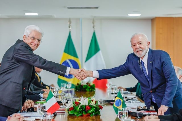 Imagem da noticia Com o presidente da Itália, Lula reforça interesse em acordo Mercosul e União Europeia