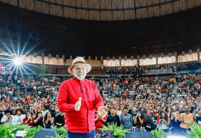 Lula defende educação na América Latina para que "nunca mais outro país ouse falar grosso com o Brasil" Lula defende educação na América Latina para que "nunca mais outro país ouse falar grosso com o Brasil"