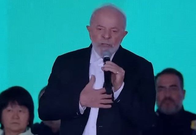 Imagem da noticia Lula diz que governo de Israel "continua matando mulheres e crianças" na Palestina