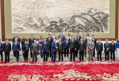 Presidente Lula firma laços extra-comerciais em viagem à China Presidente Lula firma laços extra-comerciais em viagem à China