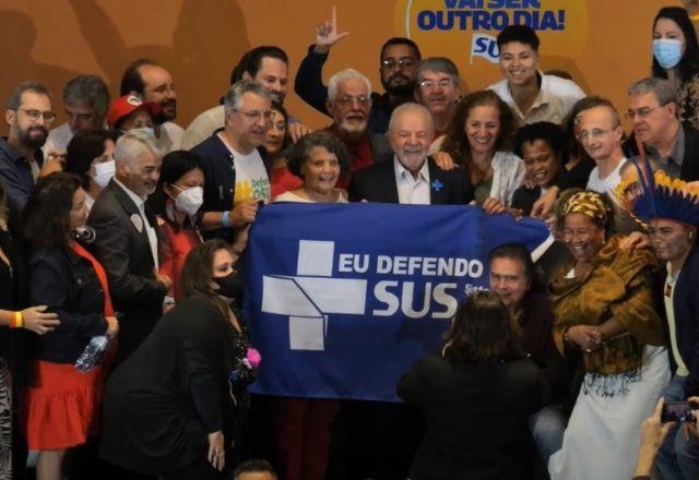 Imagem da noticia "Problema da saúde é a falta de vergonha na cara", diz Lula (PT)