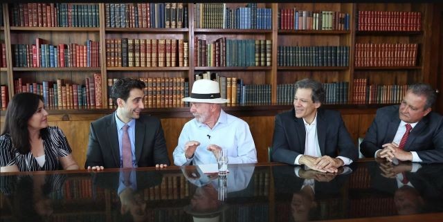 Imagem da noticia Lula promete autonomia a Galípolo e diz que "jamais" vai interferir no Banco Central