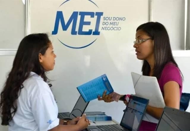 Imagem da noticia Senadores aprovam projeto que aumenta limite do MEI