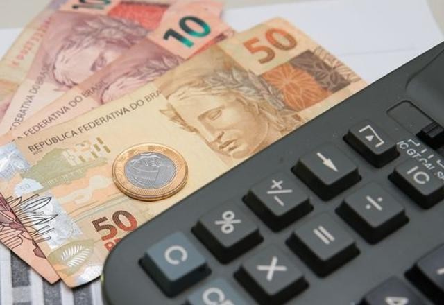 Imagem da noticia Governo lança renegociação de dívidas ativas com desconto de até 70%