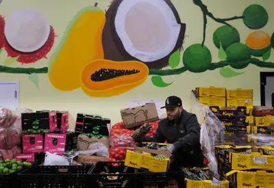 Governo Trump vai pagar auxílio-alimentação parcial com fundos de emergência Governo Trump vai pagar auxílio-alimentação parcial com fundos de emergência