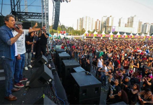 "Cidadão mais prejudicado pela pauta da extrema direita é o trabalhador", afirma Haddad "Cidadão mais prejudicado pela pauta da extrema direita é o trabalhador", afirma Haddad
