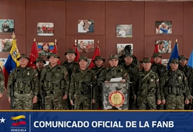 Imagem da noticia Militares da Venezuela reconhecem Delcy Rodríguez como presidente interina