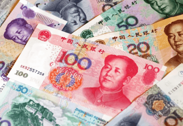 China incentiva compra de dólar para conter alta do yuan China incentiva compra de dólar para conter alta do yuan