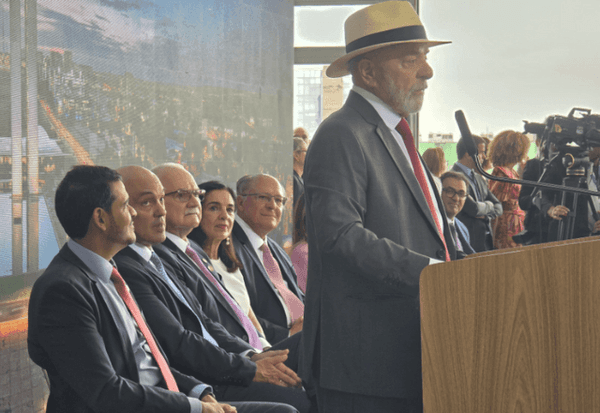 Imagem da notícia: Em 3 anos, eventos de 8 janeiro se esvaziam e viram palanque exclusivo de Lula e esquerda