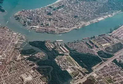 Estatal chinesa recorre ao Cade contra veto em leilão de megaterminal no Porto de Santos Estatal chinesa recorre ao Cade contra veto em leilão de megaterminal no Porto de Santos