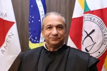 Imagem da noticia CNJ mantém afastamento de desembargador de MG que absolveu acusado de estupro de menina