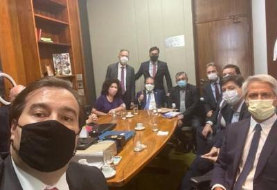 PT tenta adiar anúncio de candidato de Maia à presidência da Câmara PT tenta adiar anúncio de candidato de Maia à presidência da Câmara