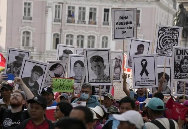 Imagem da noticia Protesto no Peru chegam a Lima e número de mortos sobe para 49