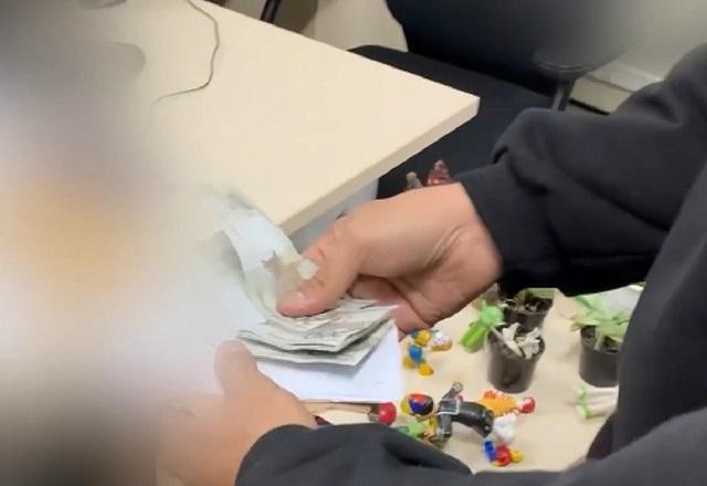 Imagem da noticia SP: fiscal é presa por extorquir vendedor de cachorro-quente