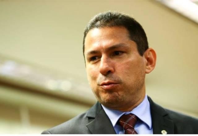 Imagem da noticia Ramos diz que quem decide se há ou não eleição é a Constituição