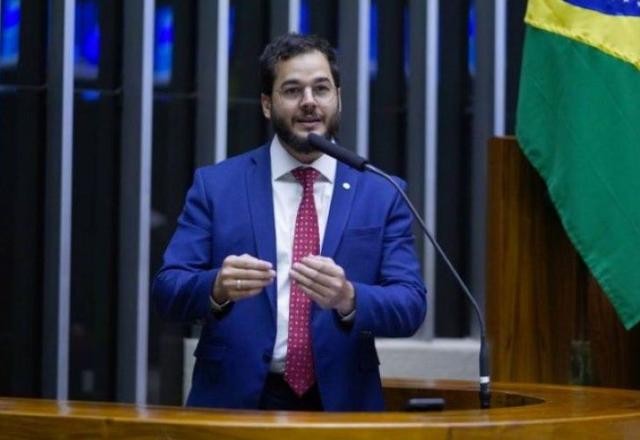 Imagem da noticia Marco temporal: Túlio Gadêlha aciona PGR contra Carol de Toni, que falou em "banho de sangue"
