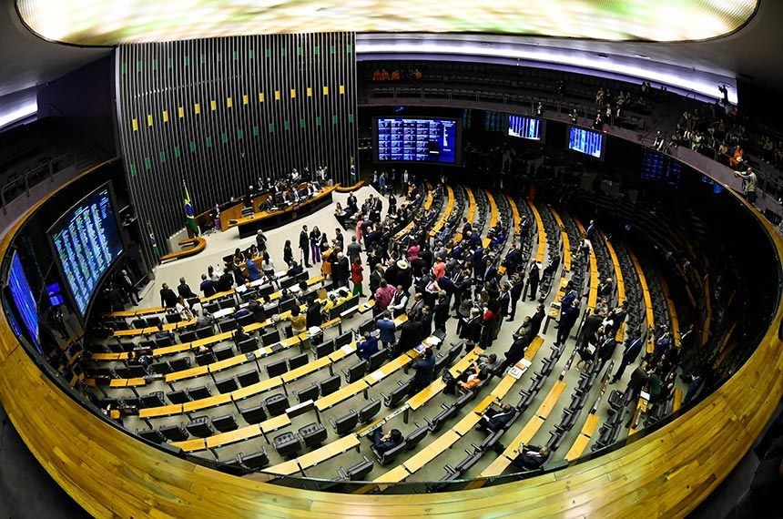 Imagem da noticia Congresso vai atuar para barrar MP de Lula que reonera setores que mais geram empregos