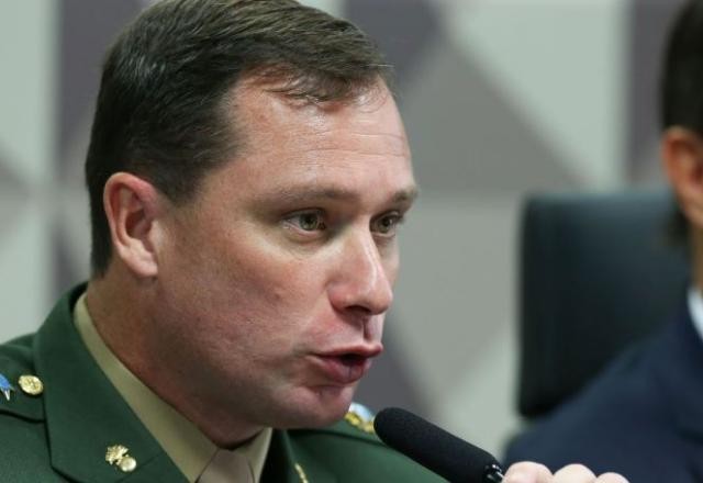 Imagem da noticia Mauro Cid é esperado hoje na PF para falar sobre ataque hacker