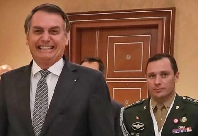 Imagem da noticia Poder Expresso: CPMI ouve Mauro Cid, braço direito de Bolsonaro