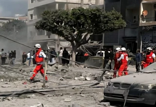 Imagem da noticia 100 ataques em 10 minutos: Israel mata dezenas após intensificar bombardeios contra o Líbano