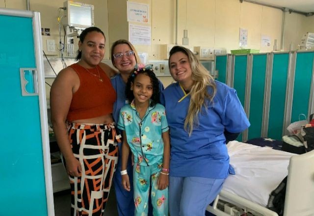 Imagem da noticia Menina de 10 anos sobrevive a parada cardíaca que durou mais de uma hora