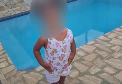 Menina de 2 anos agredida pelo padrasto está em estado grave Menina de 2 anos agredida pelo padrasto está em estado grave