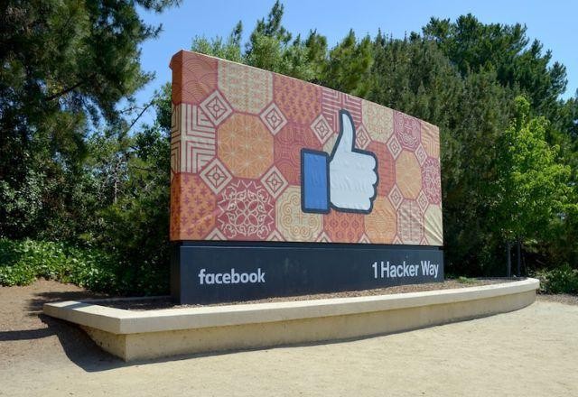 Imagem da noticia Meta tira notícias do Facebook e Instagram se "taxa de jornalismo" for aprovada