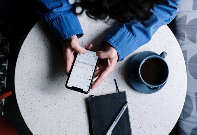 Imagem da noticia WhatsApp vai restringir perfis que enviam mensagens em massa