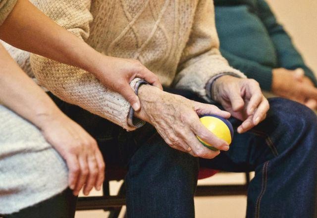 Imagem da noticia Método contra Parkinson apresenta eficácia superior na fase três de testes