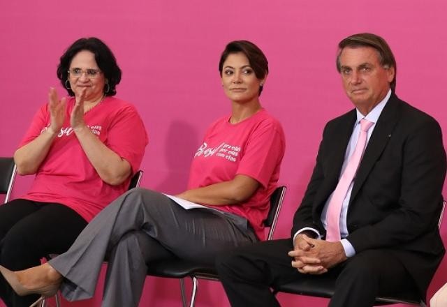 Imagem da noticia Michelle Bolsonaro e Damares Alves preocupam campanha petista