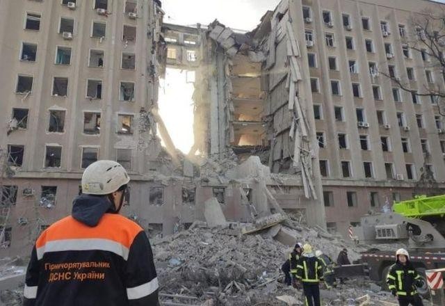 Imagem da noticia Ataque russo à Mykolaiv deixa ao menos 3 mortos e 22 feridos