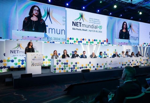 Imagem da noticia Ministra defende acesso à internet como direito fundamental