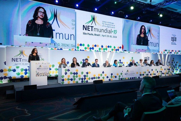 Imagem da noticia Governo prepara plano nacional de inteligência artificial, diz ministra