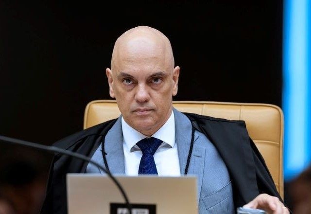Imagem da noticia Supremo marca data de julgamento da denúncia contra Bolsonaro após pedido de Moraes