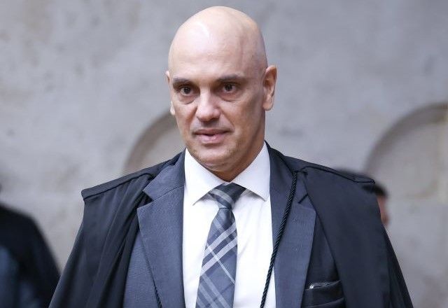 Imagem da noticia Moraes manda intimar ex-comandante militar do Planalto para depoimento em ação do golpe