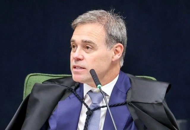 Imagem da noticia André Mendonça deixa de tirar recesso para evitar liberdade de presos por fraude no INSS