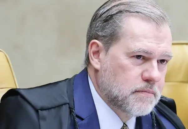 Imagem da notícia: Toffoli não informa PF sobre depoimentos e acareação do Master está mantida